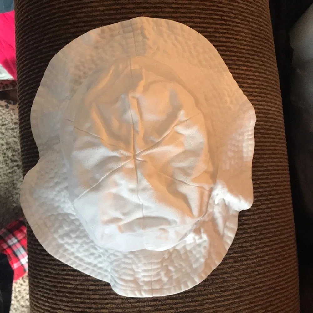 Old Navy White Summer Hat with Velcro Strap